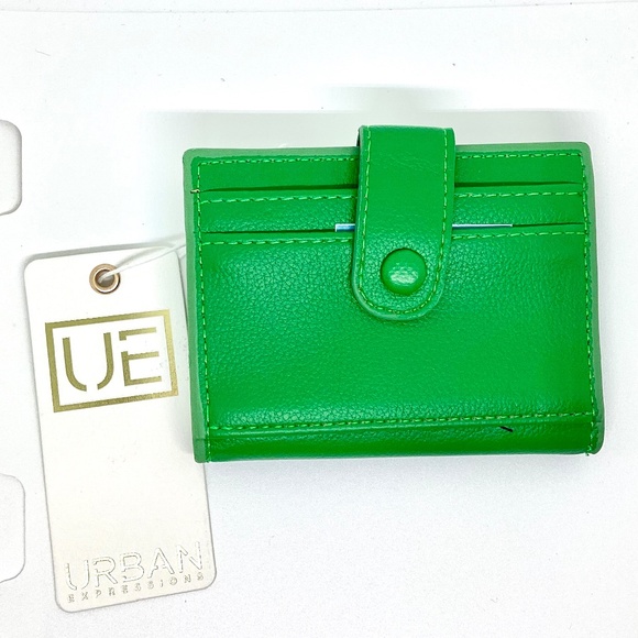 $14 Urban Expressions Lola Card Holder. Color: Kelly Green - New - Picture 2 of 4